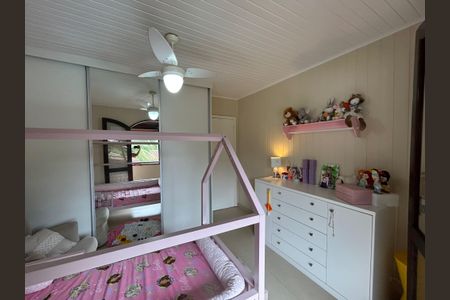 Casa de condomínio à venda com 600m², 4 quartos e 4 vagasQuarto