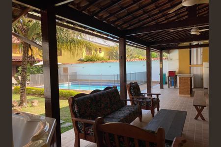 Casa de condomínio à venda com 600m², 4 quartos e 4 vagasVaranda