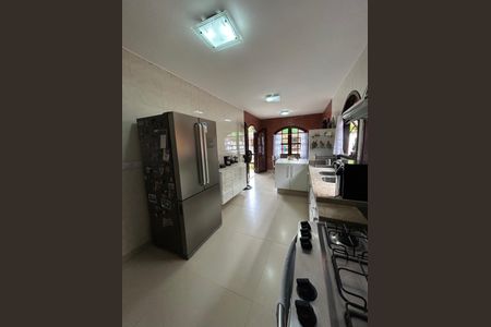 Casa de condomínio à venda com 600m², 4 quartos e 4 vagasCozinha