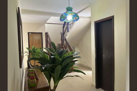 Casa de condomínio à venda com 600m², 4 quartos e 4 vagasSala