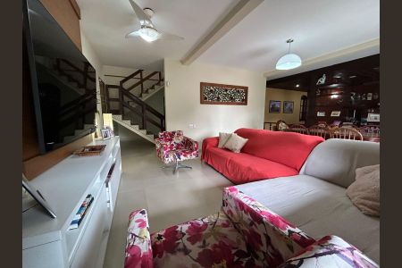 Sala de casa de condomínio à venda com 4 quartos, 600m² em Anil, Rio de Janeiro