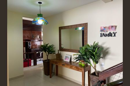 Casa de condomínio à venda com 600m², 4 quartos e 4 vagasSala