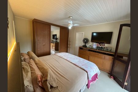 Casa de condomínio à venda com 600m², 4 quartos e 4 vagasQuarto