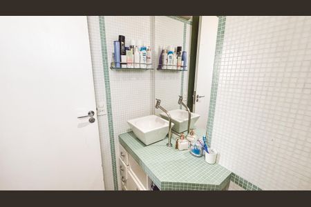 Apartamento para alugar com 50m², 2 quartos e 1 vagaBanheiro