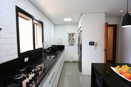 Apartamento para alugar com 156m², 3 quartos e 2 vagasCozinha