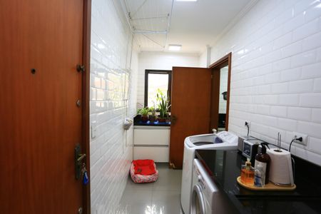 Apartamento para alugar com 156m², 3 quartos e 2 vagasÁrea de Serviço