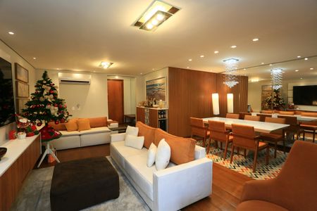 Apartamento para alugar com 156m², 3 quartos e 2 vagasSala