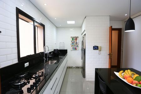 Apartamento para alugar com 156m², 3 quartos e 2 vagasCozinha