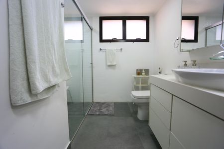 Apartamento para alugar com 156m², 3 quartos e 2 vagasBanheiro da Suíte