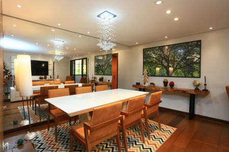 Apartamento para alugar com 156m², 3 quartos e 2 vagasSala