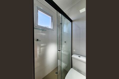 Apartamento à venda com 88m², 2 quartos e 2 vagas Apartamento à venda com 88m², 2 quartos e 2 vagasBanheiro da Suíte 1