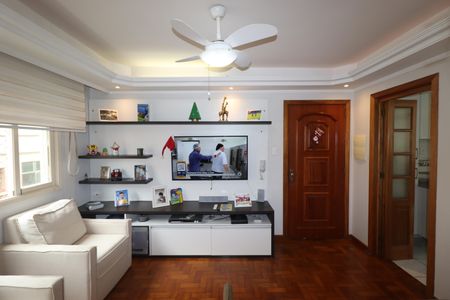 Apartamento à venda com 3 quartos, 77m² em Rio Branco, Porto Alegre