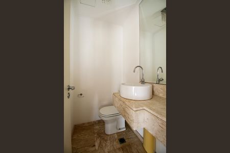 Apartamento para alugar com 190m², 3 quartos e 4 vagas Apartamento para alugar com 190m², 3 quartos e 4 vagasLavabo