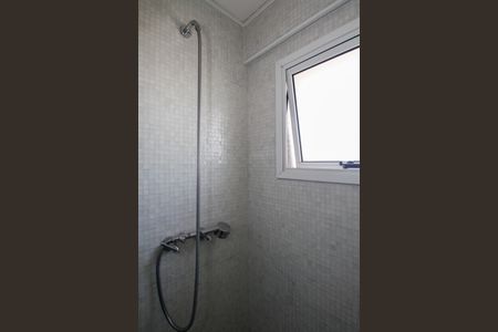 Apartamento para alugar com 190m², 3 quartos e 4 vagas Apartamento para alugar com 190m², 3 quartos e 4 vagasBanheiro da Suíte 2