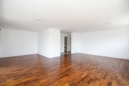 Apartamento para alugar com 190m², 3 quartos e 4 vagas Apartamento para alugar com 190m², 3 quartos e 4 vagasSala de Estar e Jantar