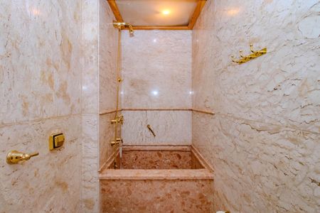 Apartamento à venda com 102m², 2 quartos e 1 vagaBanheiro da Suíte