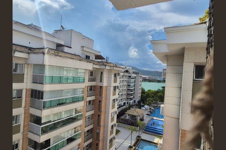 Apartamento à venda com 206m², 4 quartos e 2 vagasVista 