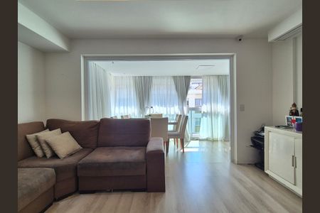 Apartamento à venda com 206m², 4 quartos e 2 vagasSala 