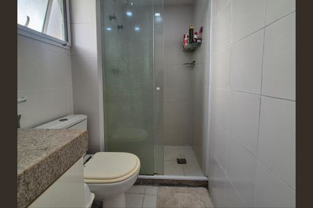 Apartamento à venda com 206m², 4 quartos e 2 vagasBanheiro suite 