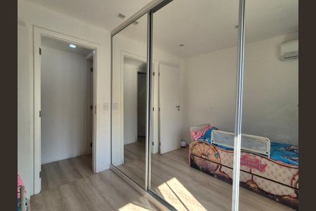 Apartamento à venda com 206m², 4 quartos e 2 vagasQuarto 2