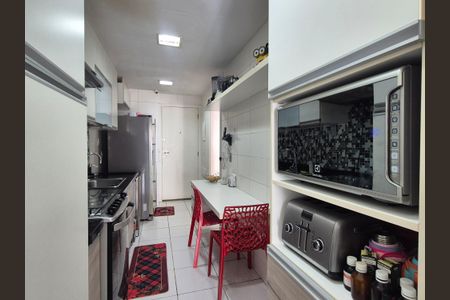 Apartamento à venda com 206m², 4 quartos e 2 vagasCozinha 