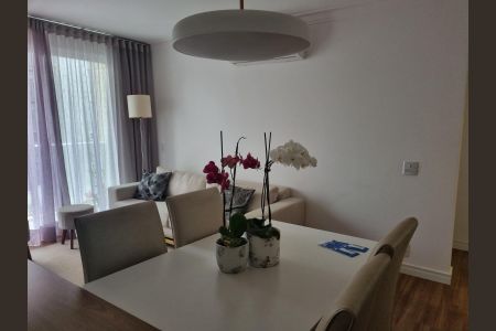 Apartamento à venda com 72m², 2 quartos e 2 vagasSala