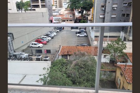 Apartamento à venda com 72m², 2 quartos e 2 vagasvaranda