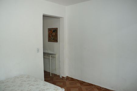 Casa para alugar com 1 quarto, 18m² em Jardim do Colegio, Embu das Artes