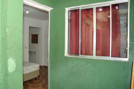 Casa para alugar com 1 quarto, 18m² em Jardim do Colegio, Embu das Artes