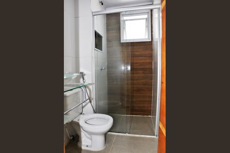 Apartamento à venda com 49m², 2 quartos e 1 vaga Apartamento à venda com 49m², 2 quartos e 1 vagaDetalhe - Banheiro Social