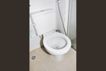 Apartamento à venda com 49m², 2 quartos e 1 vaga Apartamento à venda com 49m², 2 quartos e 1 vagaDetalhe - Banheiro Social