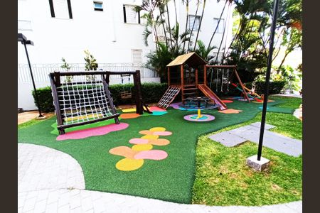 Apartamento à venda com 49m², 2 quartos e 1 vaga Apartamento à venda com 49m², 2 quartos e 1 vagaPlayground