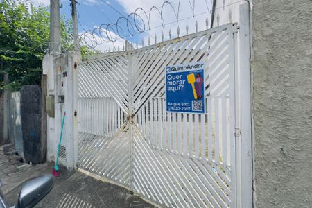 Casa para alugar com 197m², 2 quartos e 3 vagasFachada + Plaquinha