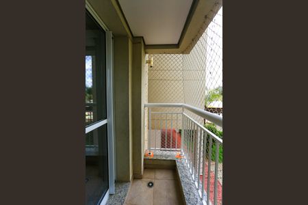 Varanda de apartamento à venda com 2 quartos, 56m² em Vila Sonia do Taboao, Taboão da Serra