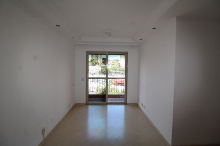 Apartamento para alugar com 67m², 3 quartos e 1 vagaSala