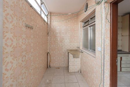 Casa para alugar com 110m², 2 quartos e 2 vagas Casa para alugar com 110m², 2 quartos e 2 vagasÁrea de Serviço