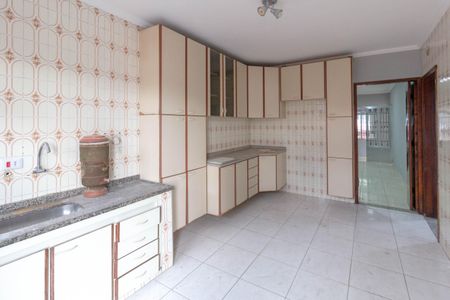 Casa para alugar com 110m², 2 quartos e 2 vagas Casa para alugar com 110m², 2 quartos e 2 vagasCozinha