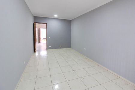 Casa para alugar com 110m², 2 quartos e 2 vagas Casa para alugar com 110m², 2 quartos e 2 vagasSala