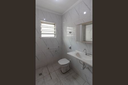 Banheiro de casa para alugar com 2 quartos, 209m² em Jardim Munhoz, Guarulhos