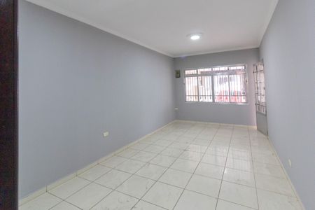 Casa para alugar com 110m², 2 quartos e 2 vagas Casa para alugar com 110m², 2 quartos e 2 vagasSala