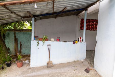 Casa para alugar com 110m², 2 quartos e 2 vagas Casa para alugar com 110m², 2 quartos e 2 vagasQuintal