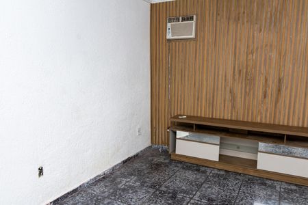 Sala de casa para alugar com 2 quartos, 110m² em Campo Grande, Rio de Janeiro