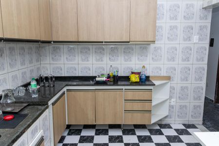 Casa para alugar com 110m², 2 quartos e 2 vagas Casa para alugar com 110m², 2 quartos e 2 vagasCozinha