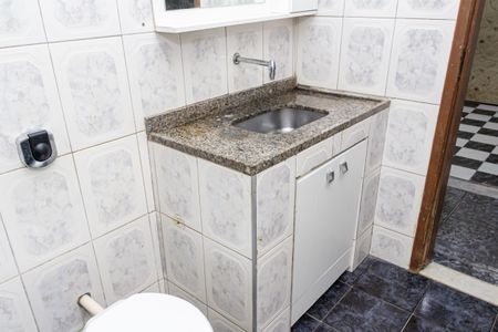 Casa para alugar com 110m², 2 quartos e 2 vagas Casa para alugar com 110m², 2 quartos e 2 vagasBanheiro