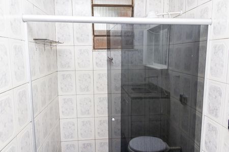 Casa para alugar com 110m², 2 quartos e 2 vagas Casa para alugar com 110m², 2 quartos e 2 vagasBanheiro