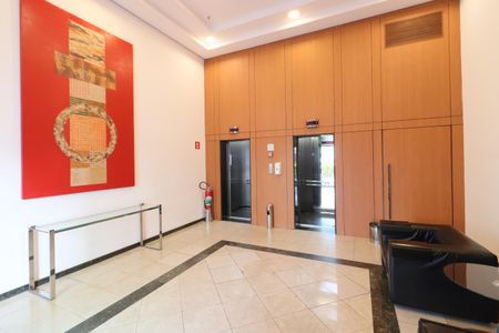 Área comum - Hall de entrada de apartamento para alugar com 1 quarto, 32m² em Vila Osasco, Osasco