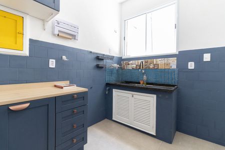 Apartamento à venda com 129m², 2 quartos e 1 vaga Apartamento à venda com 129m², 2 quartos e 1 vagaCozinha