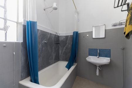 Apartamento à venda com 129m², 2 quartos e 1 vaga Apartamento à venda com 129m², 2 quartos e 1 vagaBanheiro