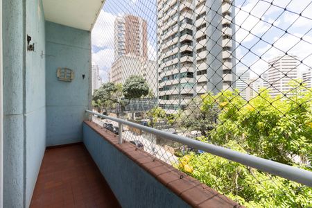 Apartamento à venda com 129m², 2 quartos e 1 vaga Apartamento à venda com 129m², 2 quartos e 1 vagaVaranda da Sala
