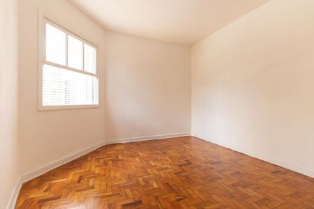 Apartamento à venda com 129m², 2 quartos e 1 vaga Apartamento à venda com 129m², 2 quartos e 1 vagaQuaro 2